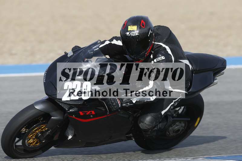 /Archiv-2024/01 26.-28.01.2024 Moto Center Thun Jerez/Gruppe gruen-green/229